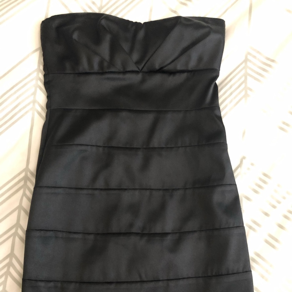 Sleeveless  black satin cocktail FOREVER 21 dress